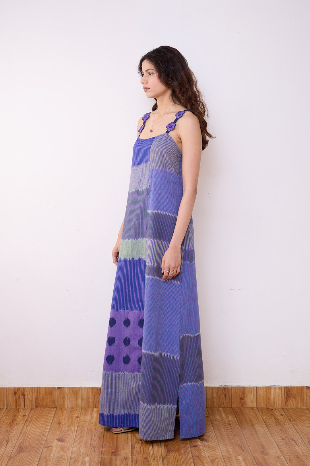 NEER DRESS