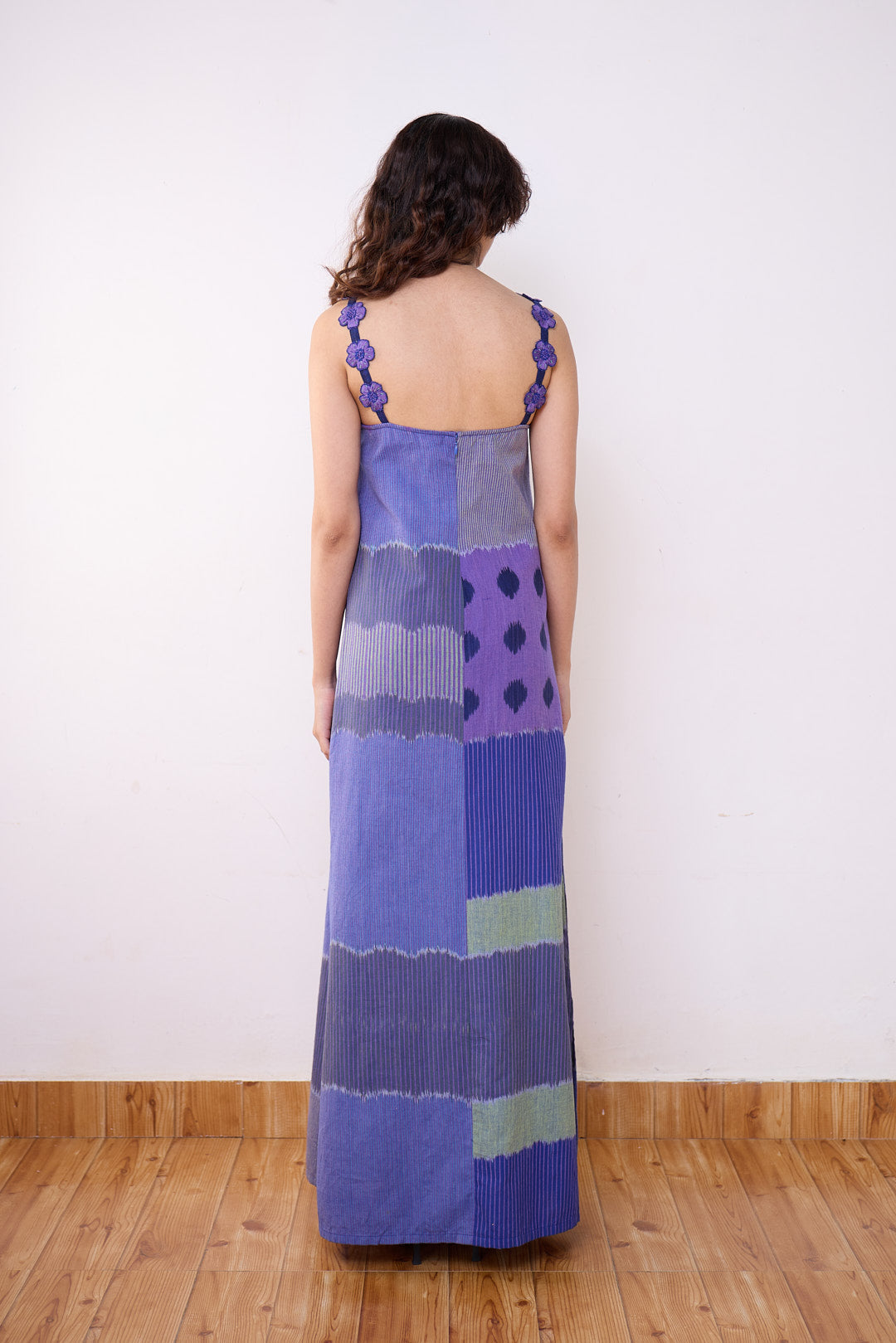 NEER DRESS